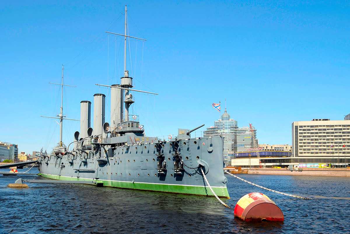 圣彼得堡景点-俄罗斯-极光号巡洋舰