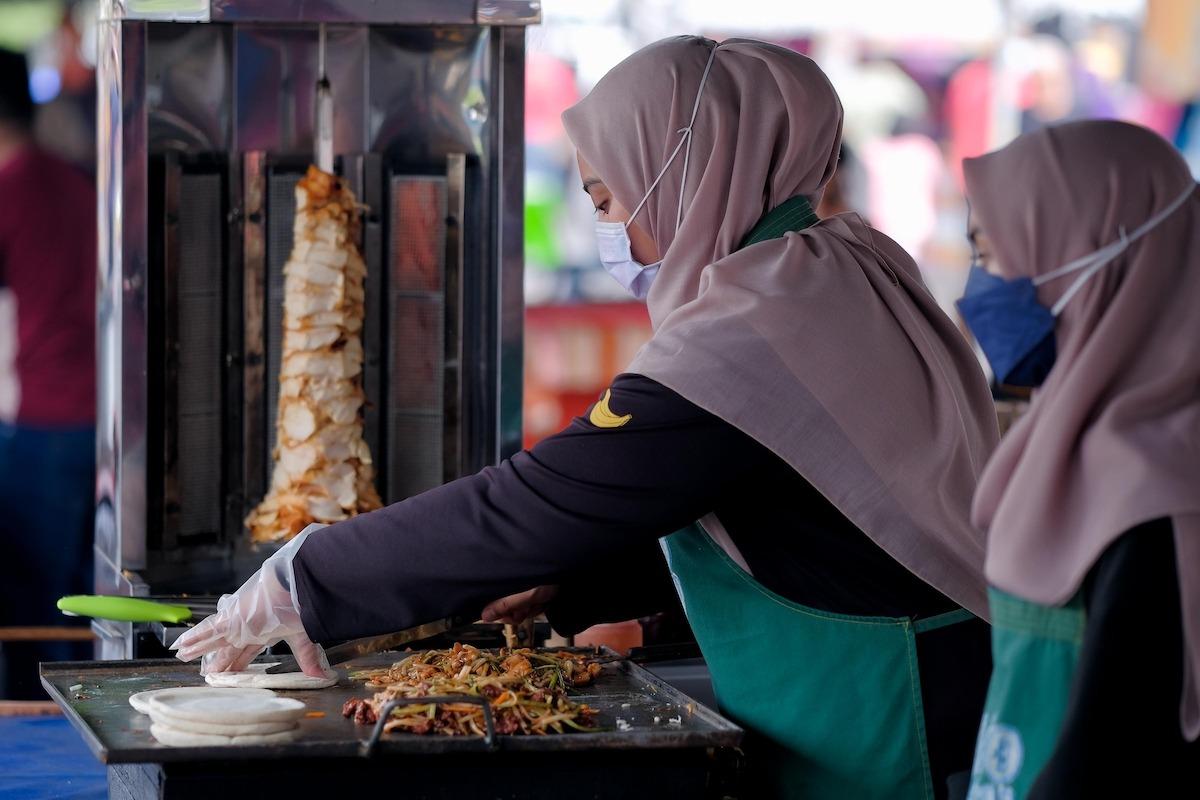 马来西亚关丹当地街头小吃