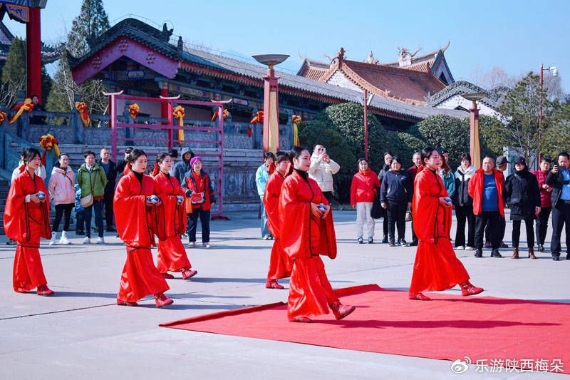 西安楼观：看社火逛大集，欢欢喜喜过大年