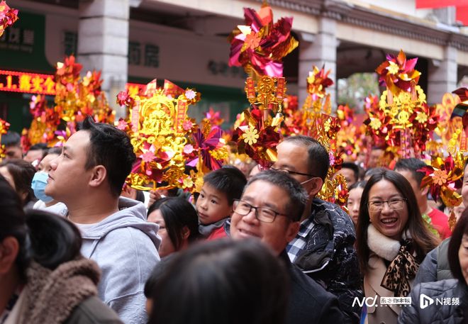 专属于佛山人的浪漫！万人相约通济桥