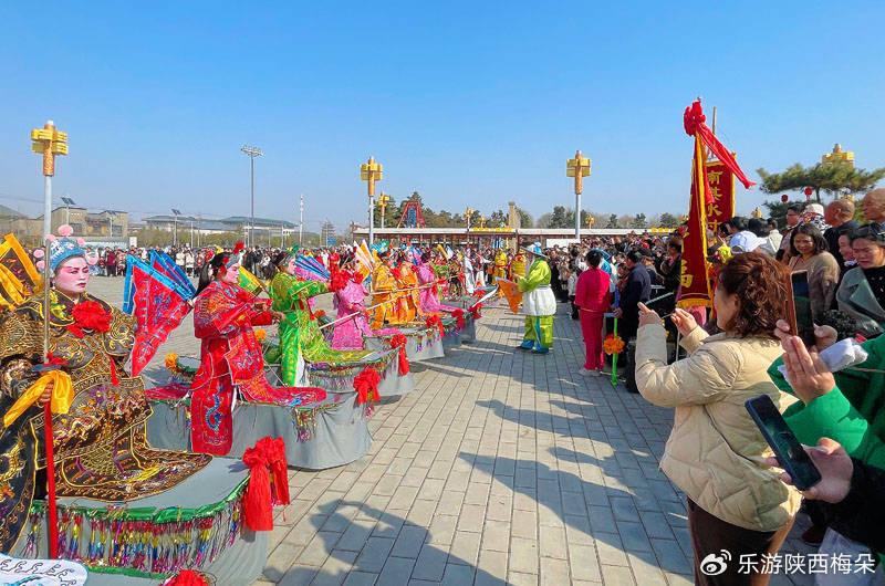 西安楼观：看社火逛大集，欢欢喜喜过大年