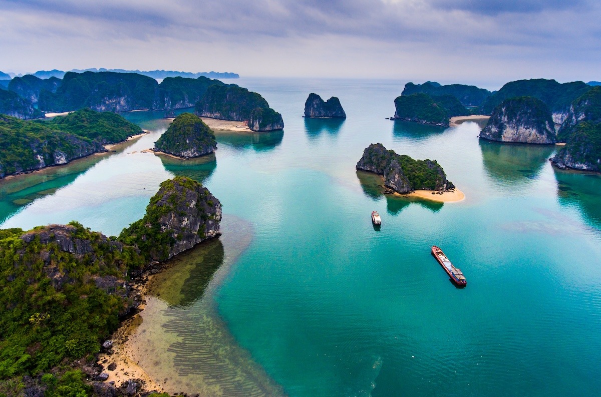 越南海防兰河湾猫巴岛