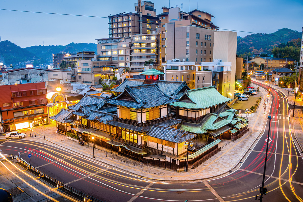 日本松山的道后街区