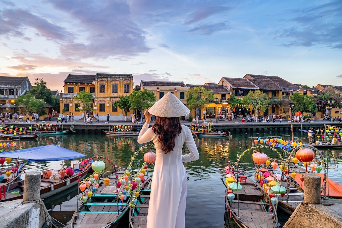 Top Hotels Near Hoi An