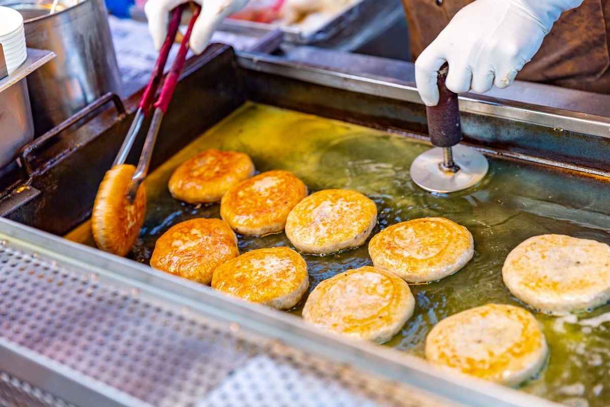 Korean Desserts and Sweets-Hotteok