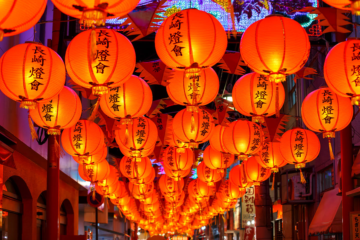 Best time to visit Kyushu-Lantern Festival-Nagasaki