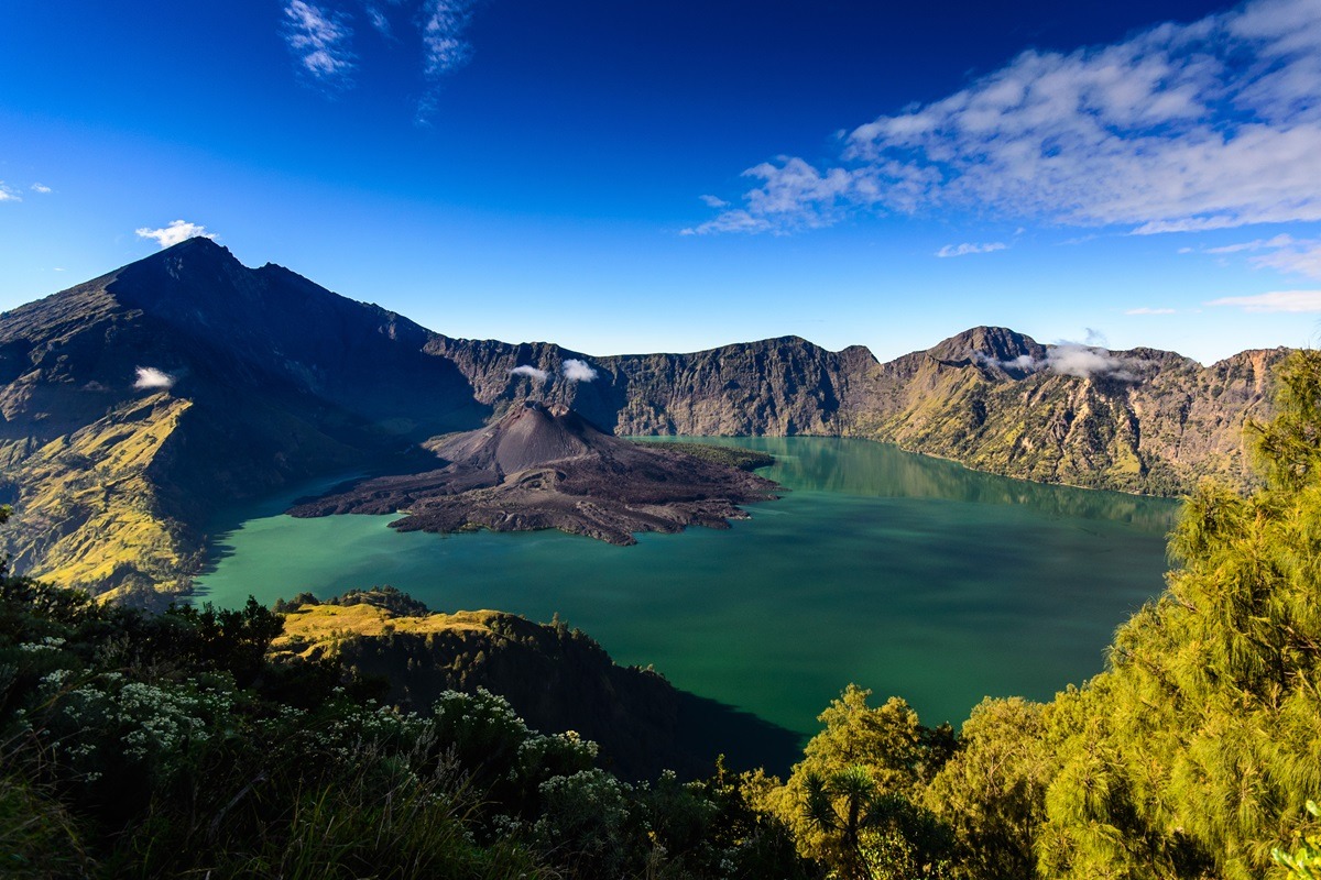 印度尼西亚龙目岛林加尼火山