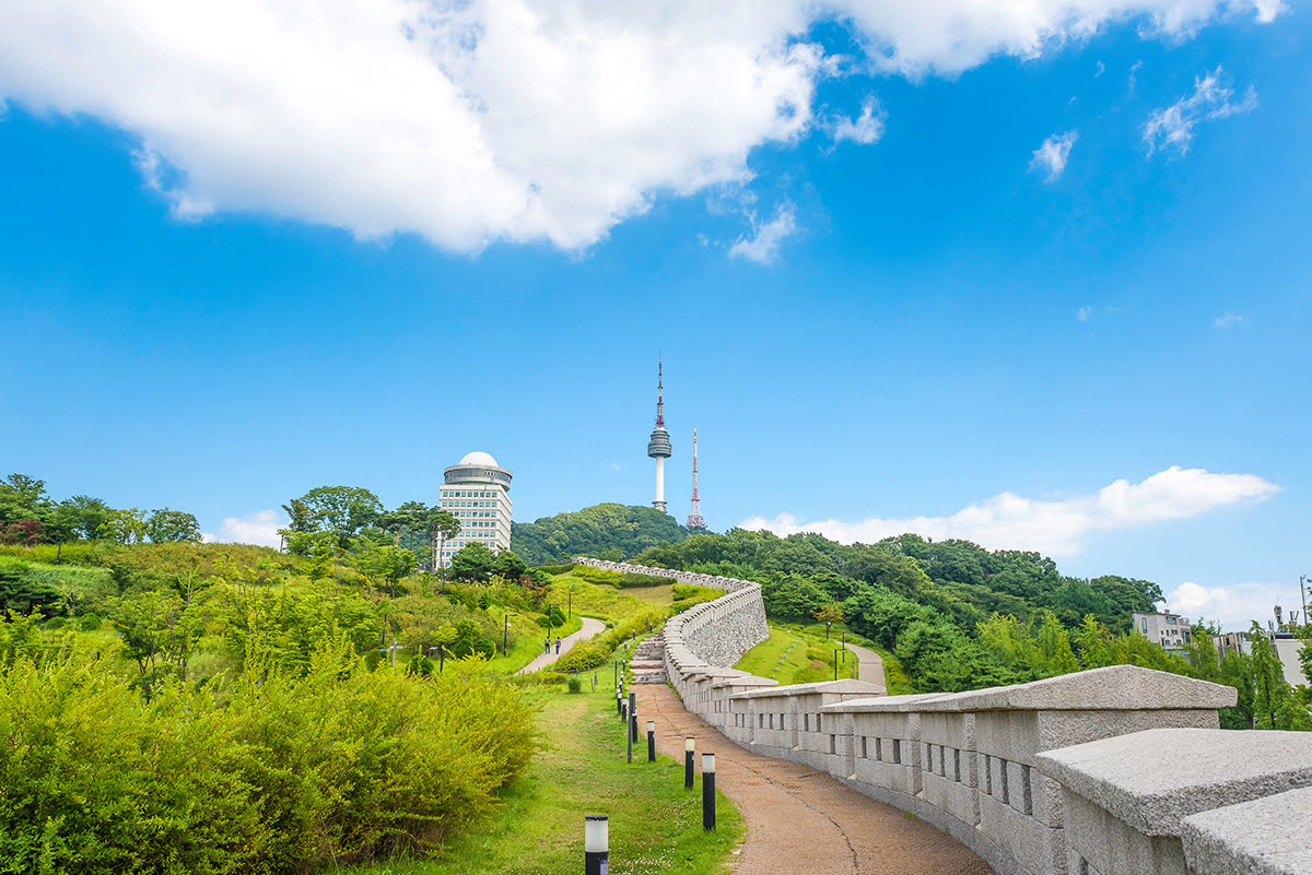 首尔南山塔和三山公园