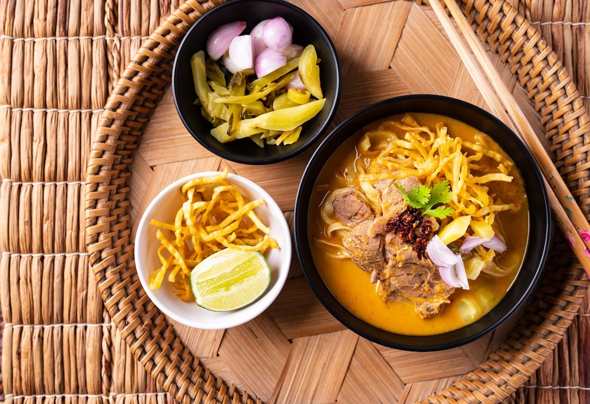 泰国美食之旅--昭苏（Khao Soi