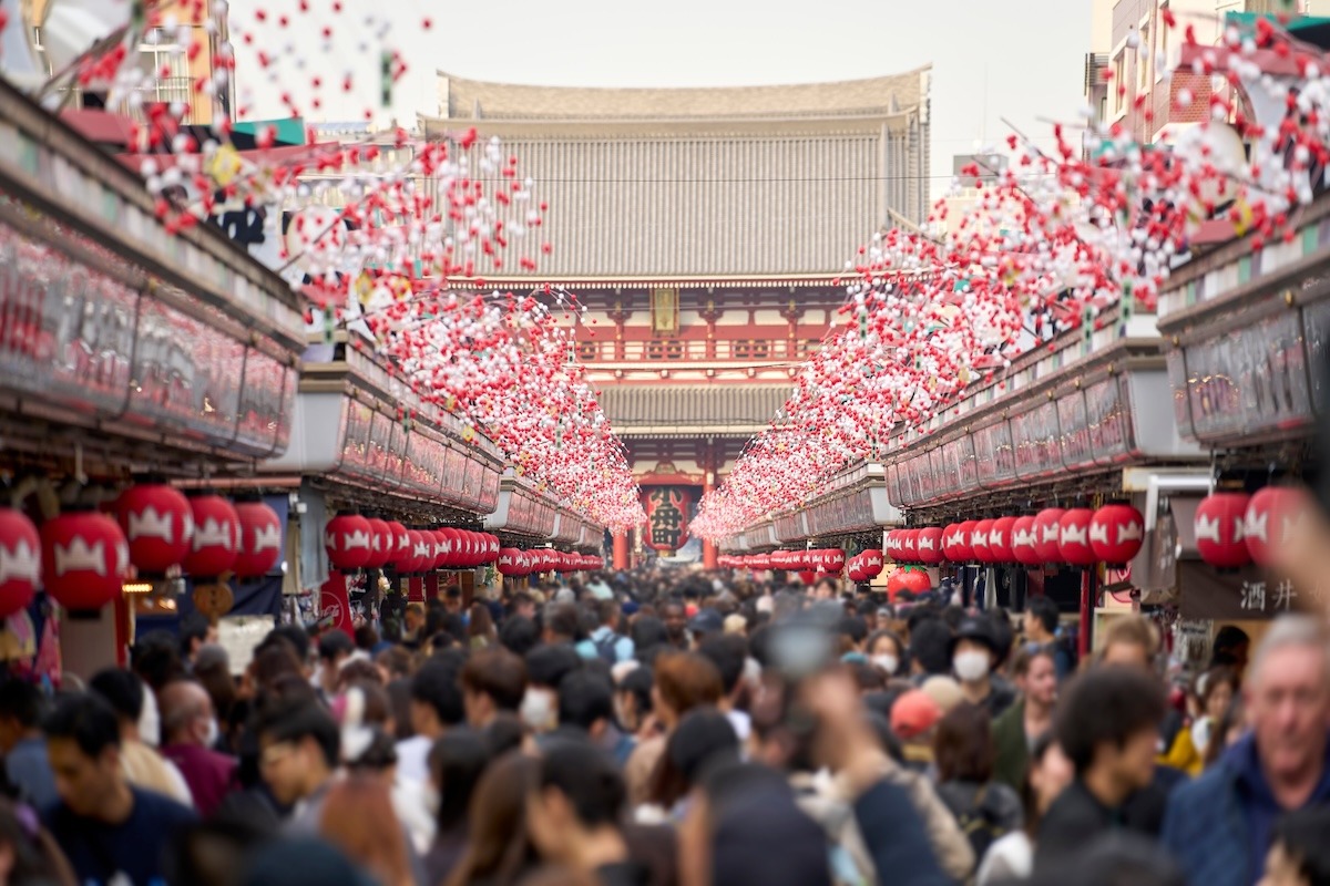 新年期间的千早寺，日本东京