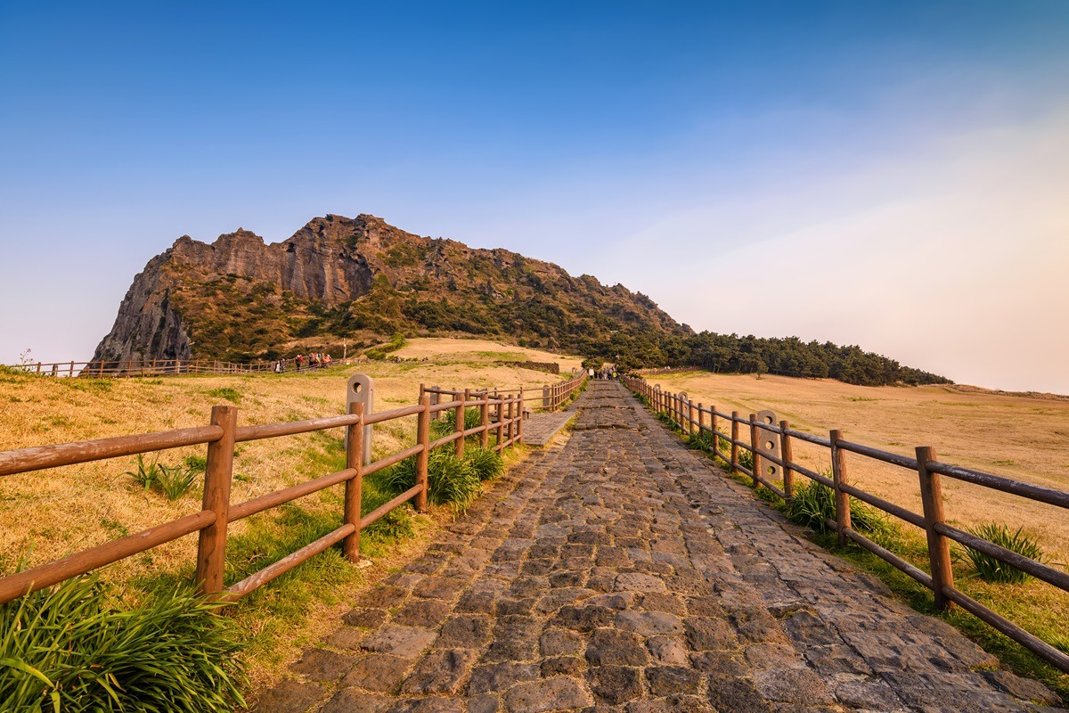 S.韩国最佳旅游景点-城山日出峰