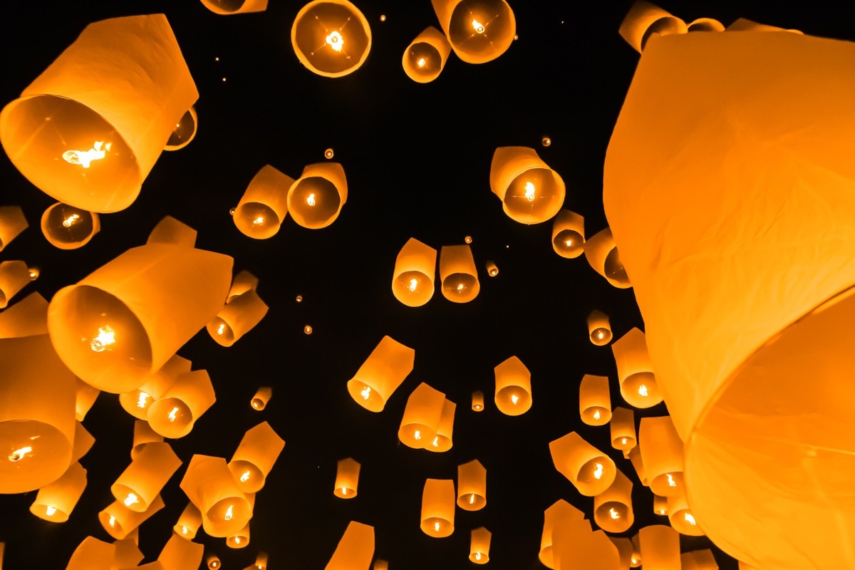 Flying Lanterns