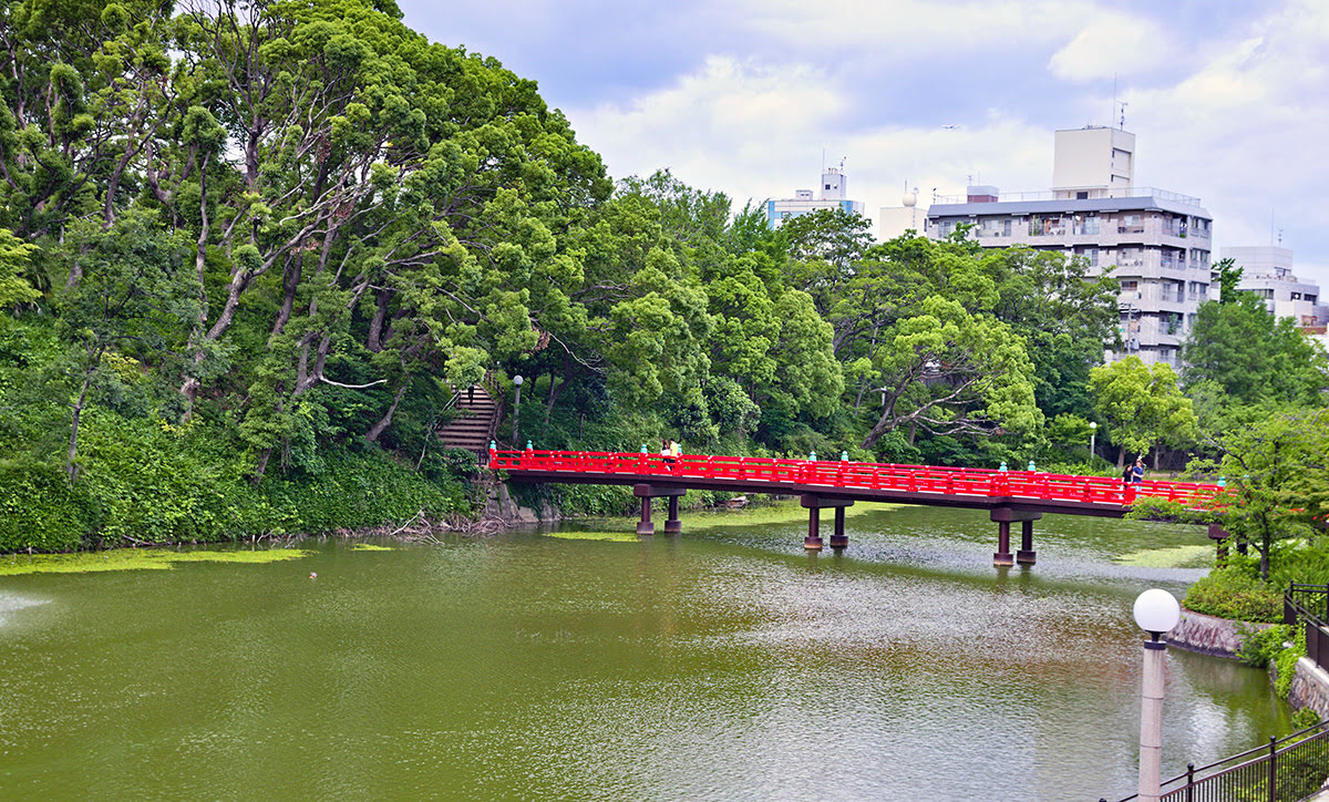 日本大阪四天王寺附近的天王寺公园