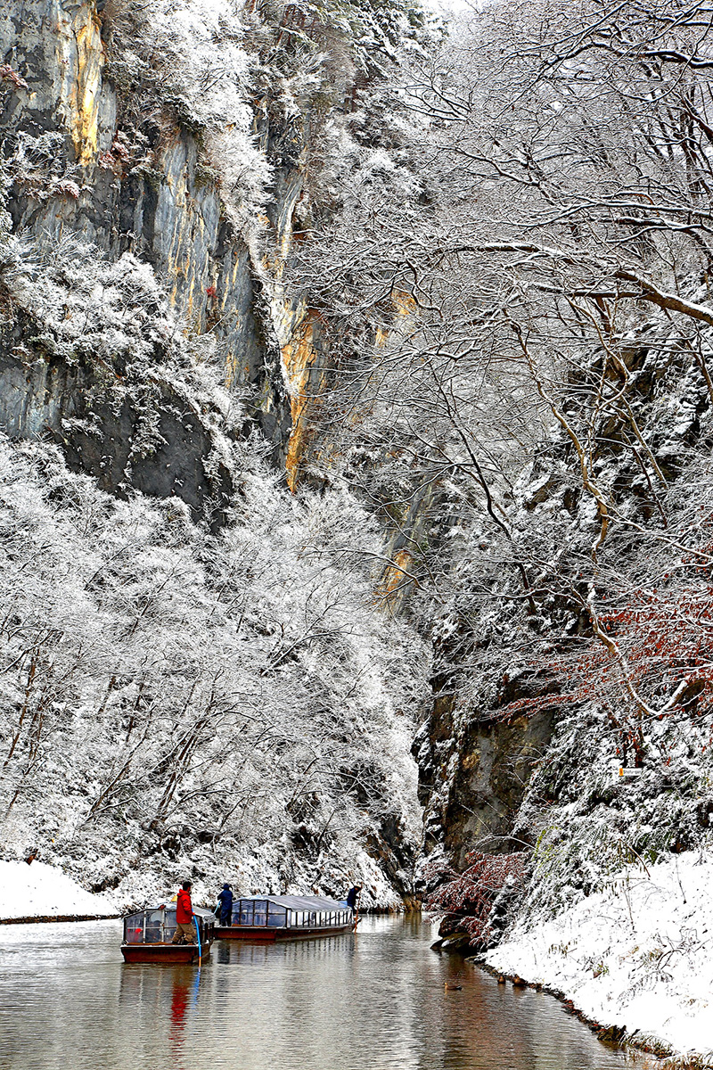 Tohoku Sightseeing-Geibikei Gorge - Iwate Prefecture