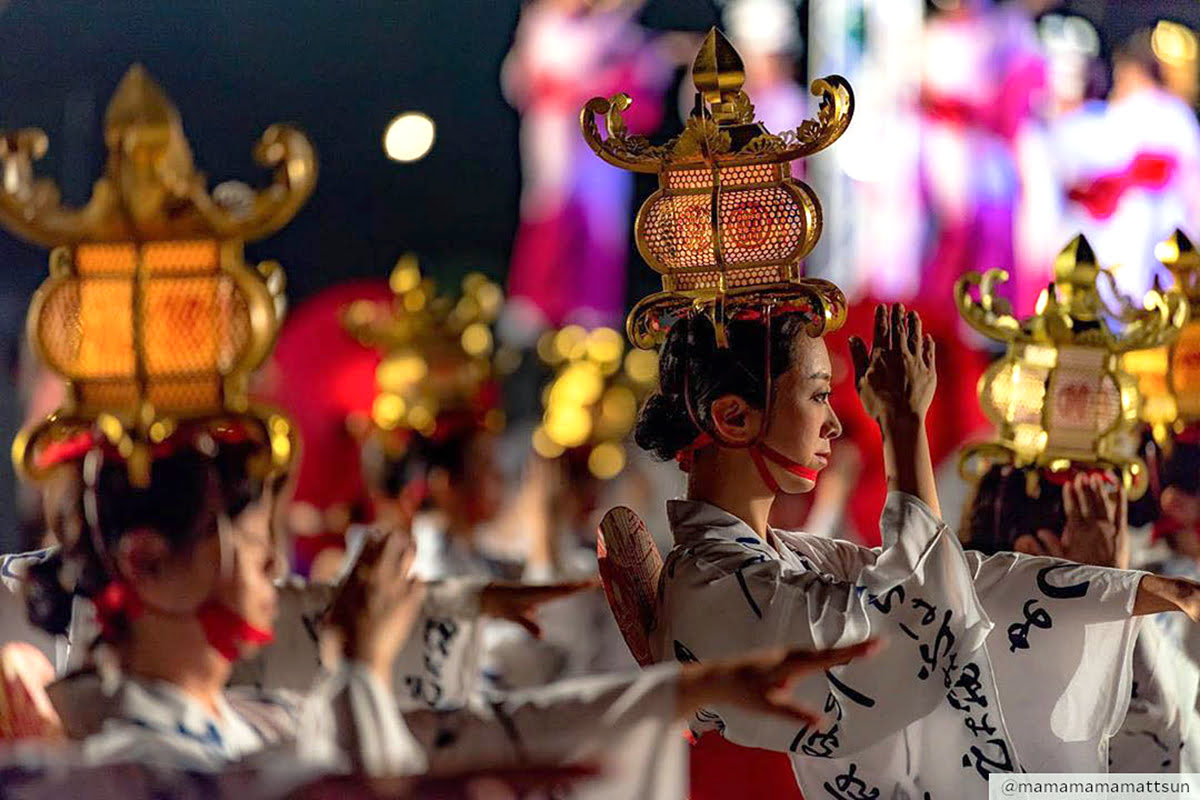 Best time to visit Kyushu-Yamaga Toro Festival-Kofun Festival-Nagomi